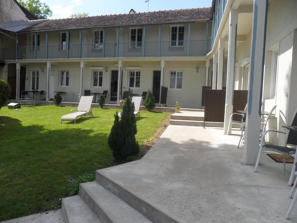 Hotel La Buissonniere Bannay  ภายนอก รูปภาพ