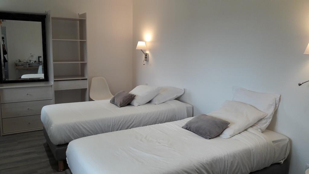 Hotel La Buissonniere Bannay  ภายนอก รูปภาพ